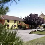 Arc-en-ciel Contact Hotel