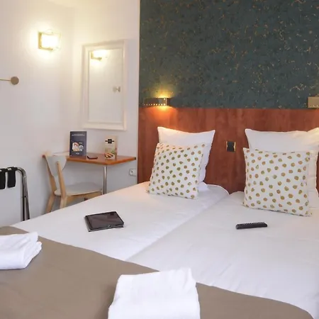 Hotell Arc-en-ciel Contact 2*