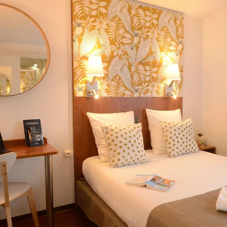 Arc-en-ciel Contact Hotell