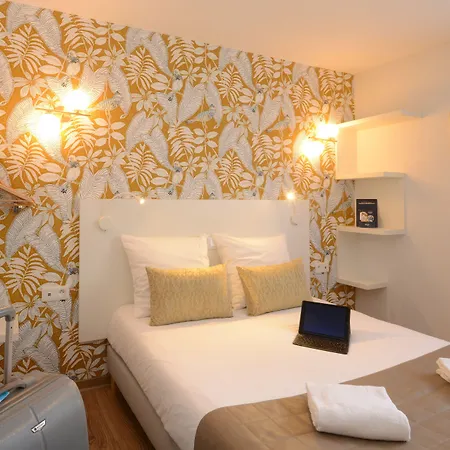 Arc-en-ciel Contact Hotell 2*