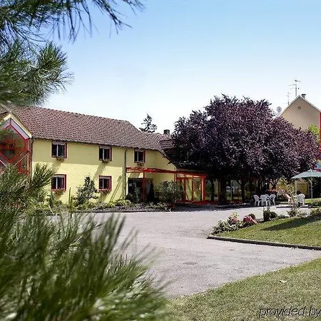 Arc-en-ciel Contact Hotell
